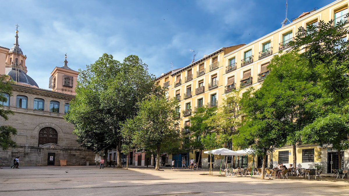 Conoce a fondo el barrio más castizo de Madrid: La Latina