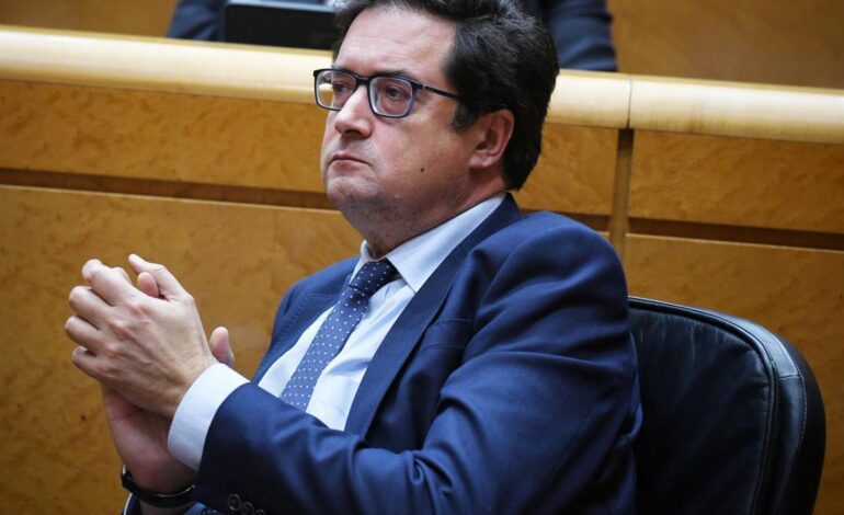 El Gobierno pacta subir el salario de los funcionarios un 4,5% hasta 2026 y un 11% hasta 2028