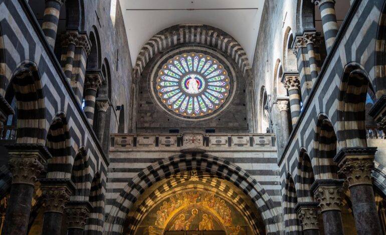 Diez iglesias en un quilómetro para (no) perderte por Génova | Escapadas por Europa | El Viajero