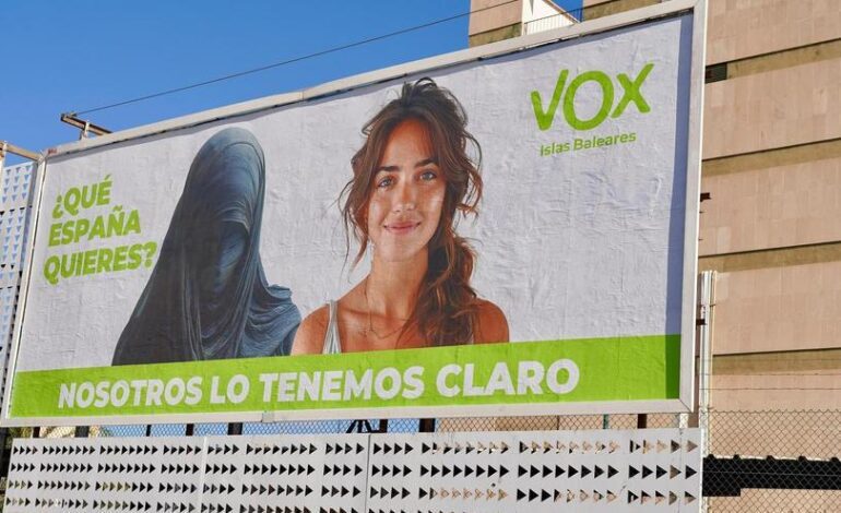 Una jueza de Palma investiga a Vox por las vallas publicitarias de una mujer con burka