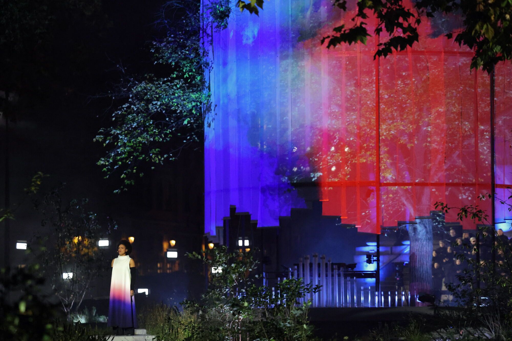 Homenaje a las víctimas de los atentados del Bataclan.