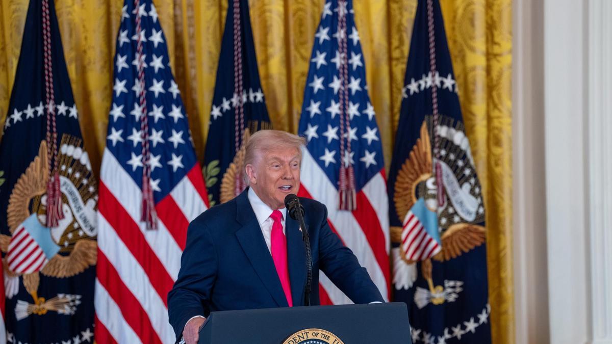 ARANCELES EEUU | Trump anuncia excepciones de aranceles a más de cien productos