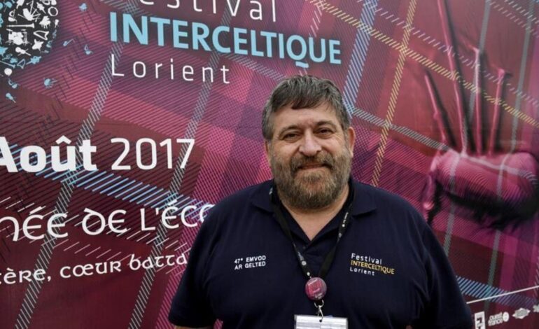 Uviéu premia a Lisardo Lombardía col galardón «Martínez Torner» pola so «gran defensa» del folclore