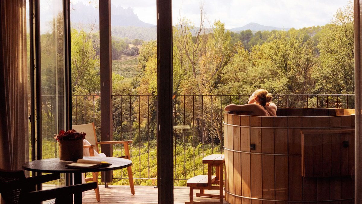 dormir entre viñas y brindar en una cata de vinos