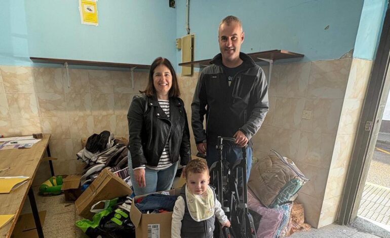 los vecinos se vuelcan con la donación de ropa