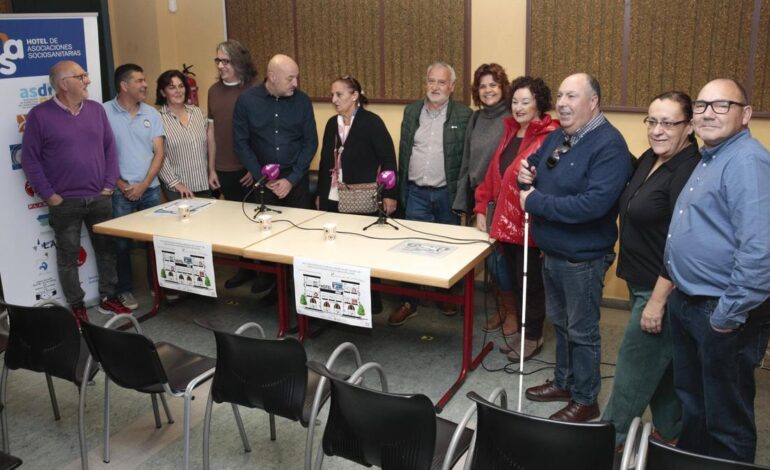 Las asociaciones sociosanitarias de Gijón abordan la brecha digital