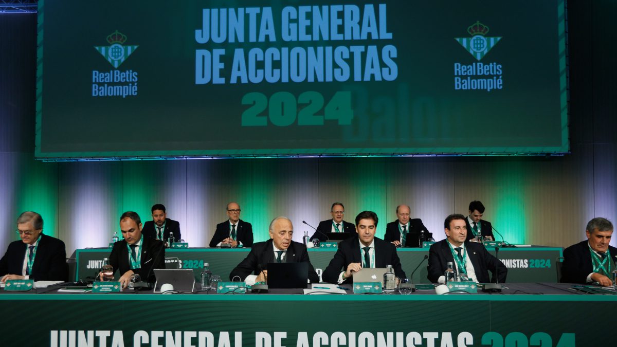 El Betis convoca su Junta General Ordinaria y Extraordinaria de Accionistas para el 16 de diciembre