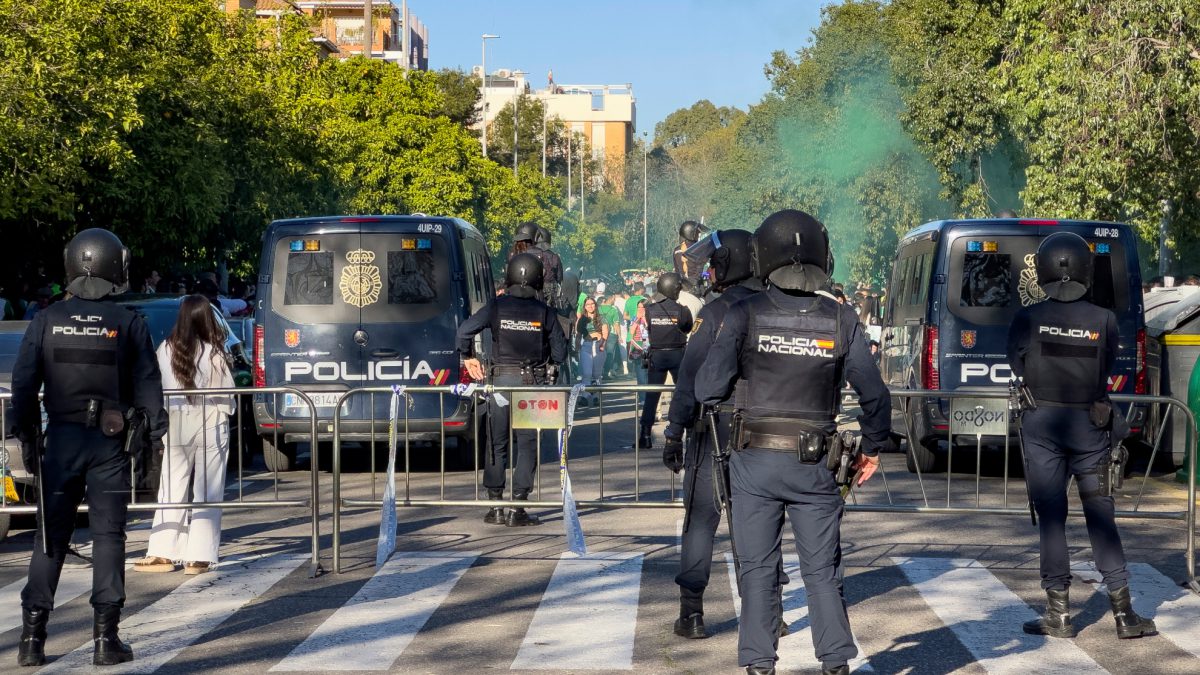 El operativo seguridad del derbi sevillano contará con 396 miembros de la Policía Nacional