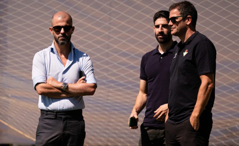 El Betis, a la ‘caza’ de un delantero para el mercado invernal