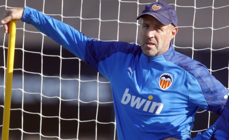 portero de Real Madrid, Valencia e histórico preparador de guardametas