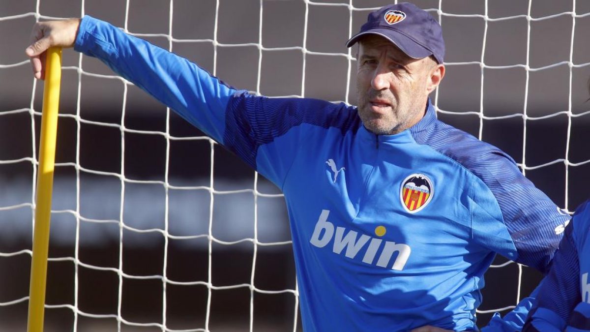 portero de Real Madrid, Valencia e histórico preparador de guardametas