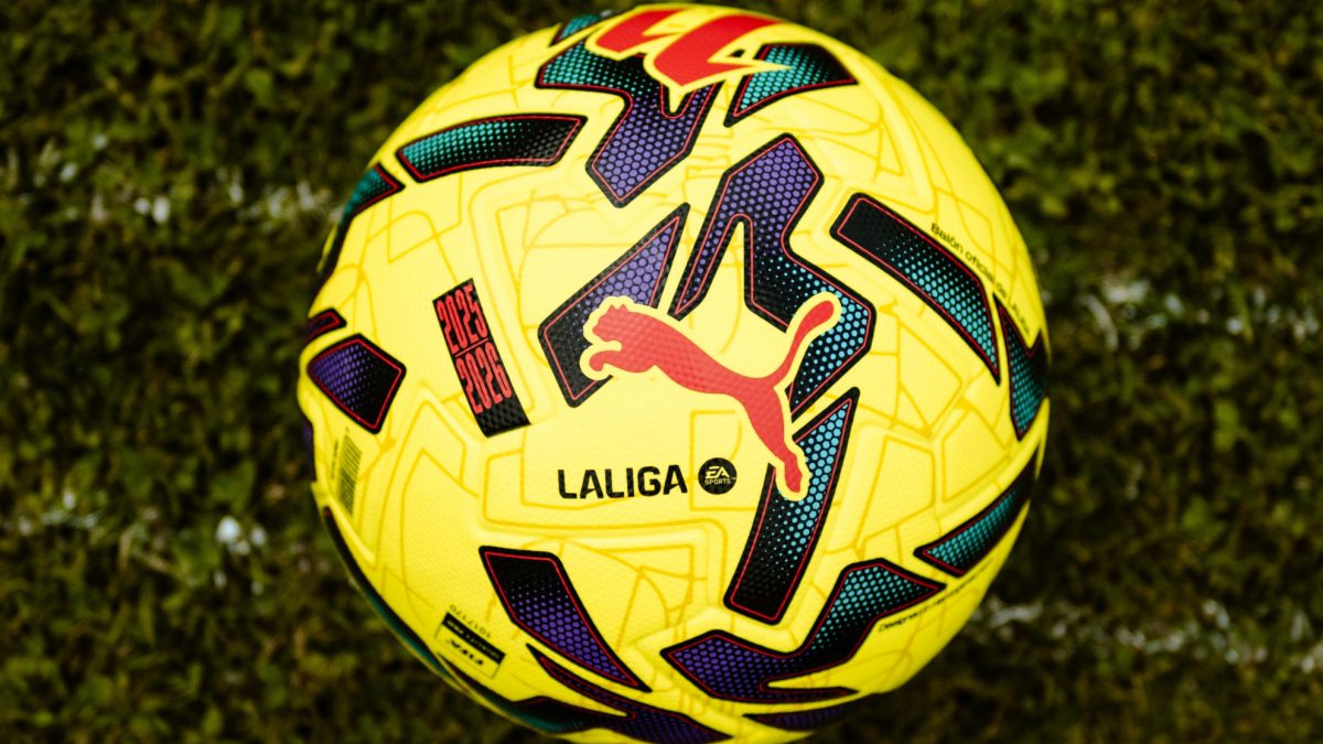 Amarillo eléctrico y guiño a los deportes de motor, así es el balón de invierno de LaLiga