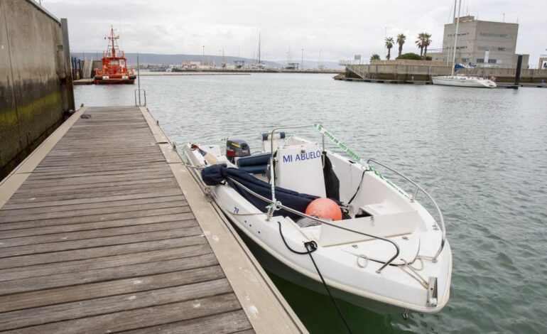La narcolancha arrolló sin frenar a la zódiac de los agentes en Barbate