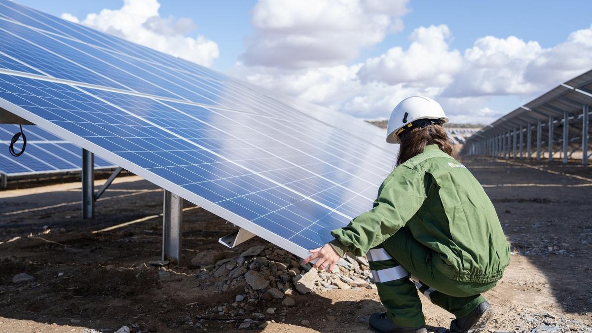 Liderazgo en renovables, pero con lastres en infraestructuras