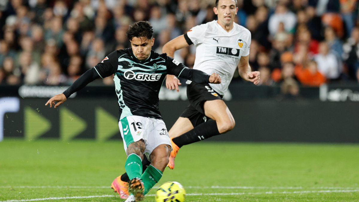 El Cucho se mejora a sí mismo