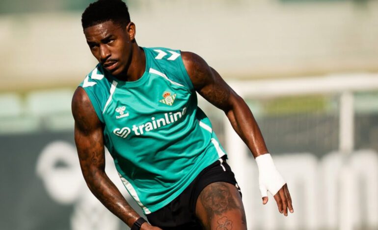 Junior regresa al grupo y Pau López se queda solo en la enfermería