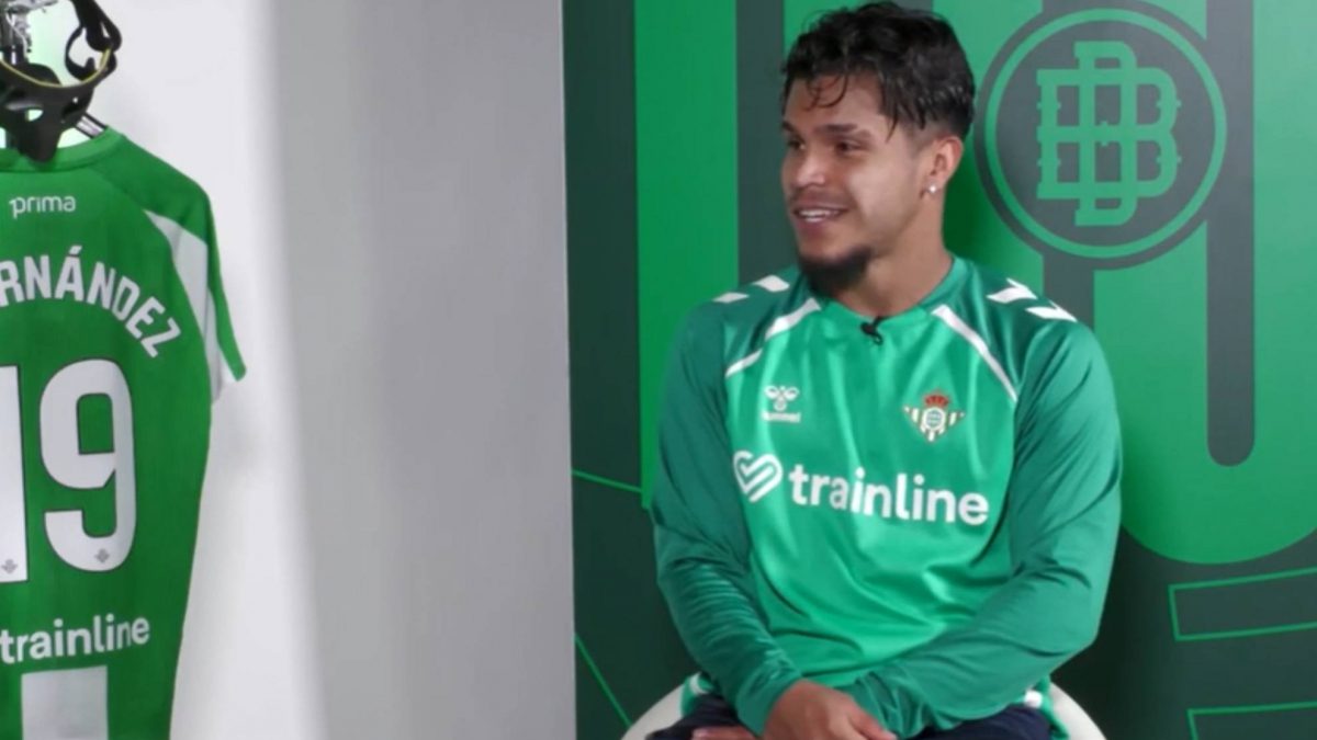 Cucho Hernández, sobre el regreso de Isco: "Se le ve muy fuerte, con ganas"