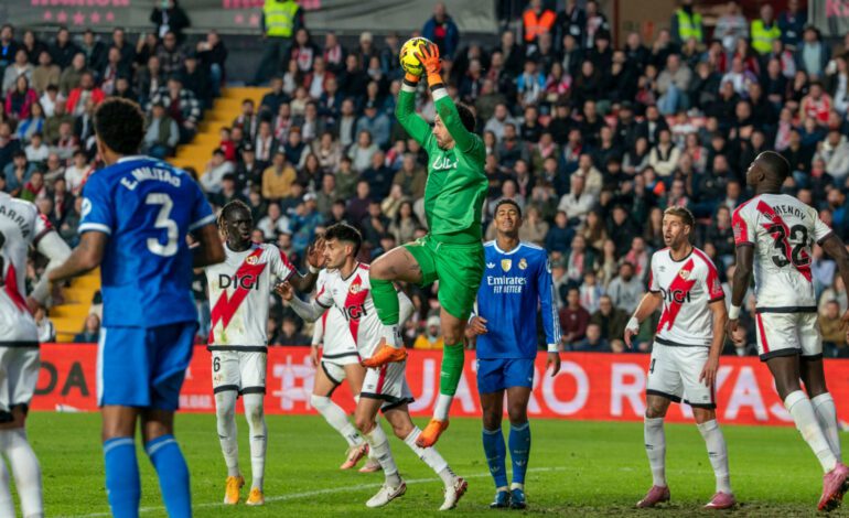 El Rayo Vallecano echa el cerrojo a su portería