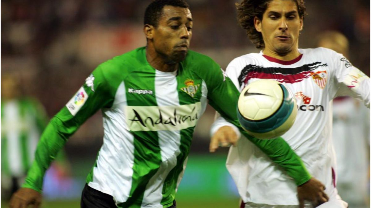 Escudé revive los derbis Sevilla