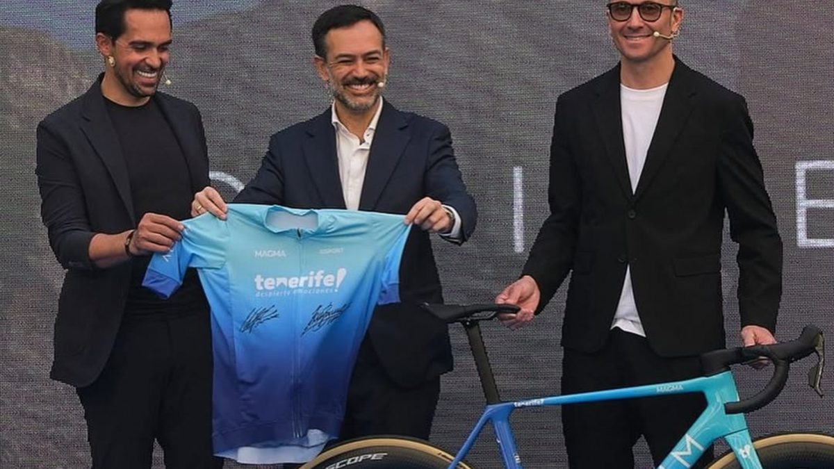 Contador y Basso, presumen de su nuevo ‘arma’ con alma tinerfeña