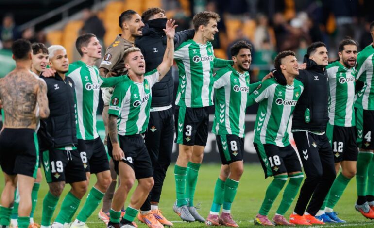 El Betis se conjura con su afición pensando en el derbi