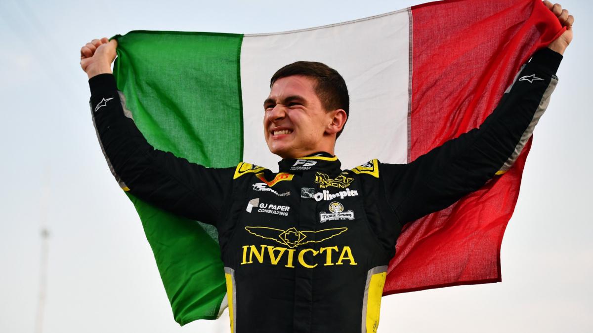 Fornaroli arrasa en la Fórmula 2