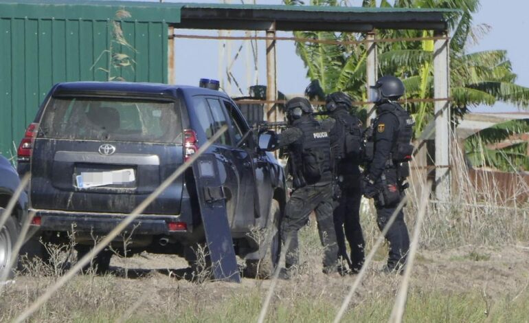 TIROTEO ISLA MAYOR | Los narcos que tirotearon a la Policía en Isla Mayor siguen en busca y captura