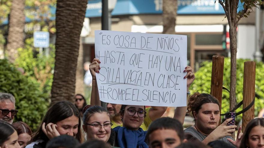 ACOSO ESCOLAR ALICANTE | Dos familias denuncian acoso escolar en un instituto de Alicante tras dos años de insultos y burlas