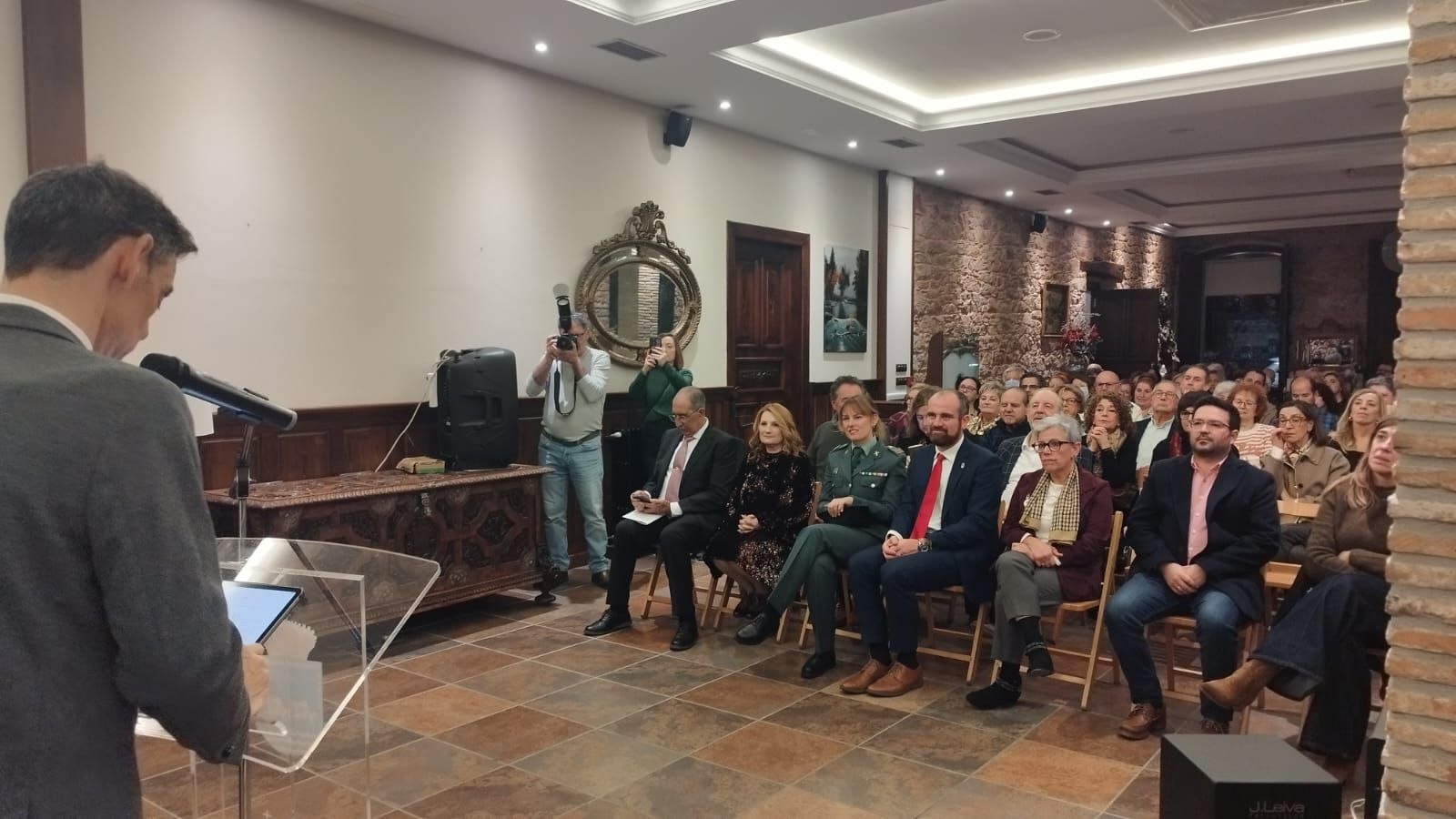 El Coro Polifónico Piloñesa entrega sus premios Avellana de Oro