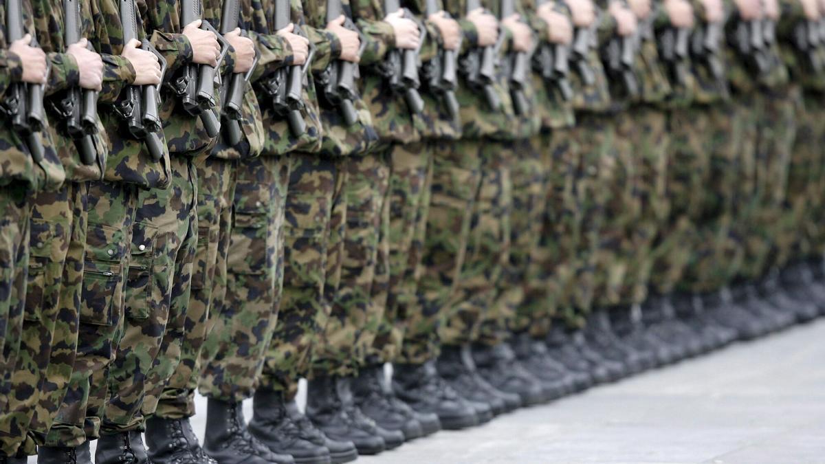 REARME EUROPA | Suiza rechaza masivamente cambiar su servicio militar masculino obligatorio