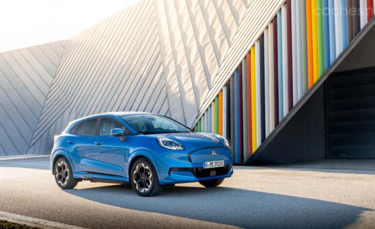 Ford Puma Gen-E 2026: más autonomía y sin manos