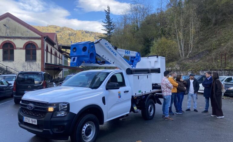 San Martín inicia con la compra de un camión grúa para el servicio eléctrico la renovación de la flota municipal