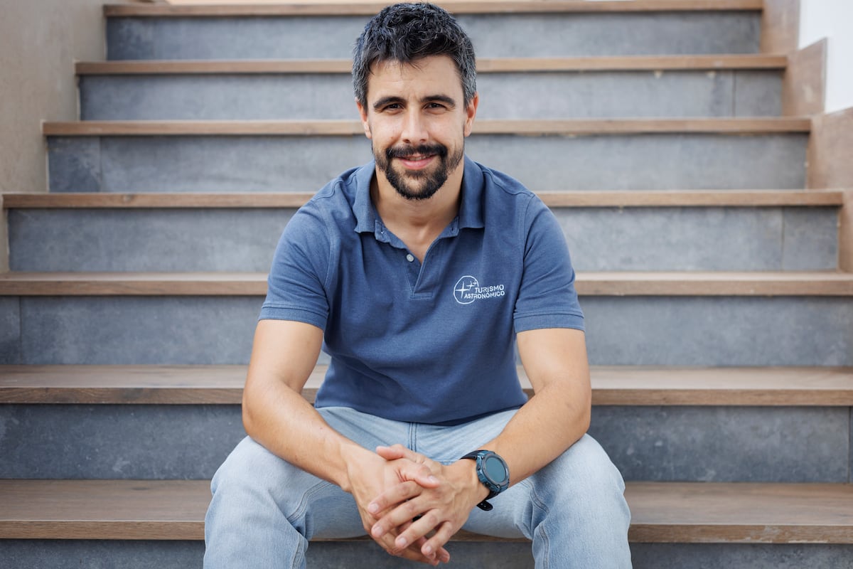 Miguel Ángel Pugnaire, coautor de una guía de astroturismo en España: “El cielo siempre ha estado ahí, es el patrimonio más antiguo de la Tierra” | Guia El Viajero