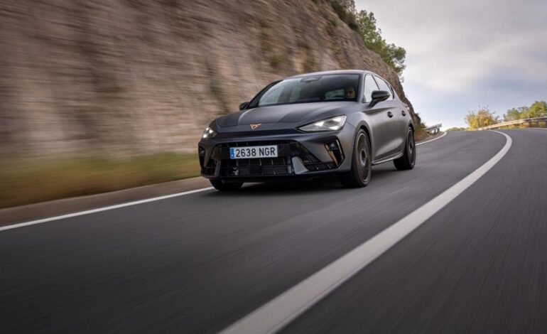 El León con tracción delantera más potente de la historia llega al mercado (y las unidades serán contadas)