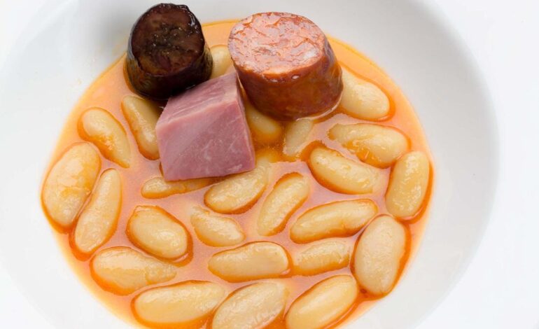 Casa Gerardo conquista Madrid con la fabada de Prendes, la debilidad asturiana del chef José Andrés