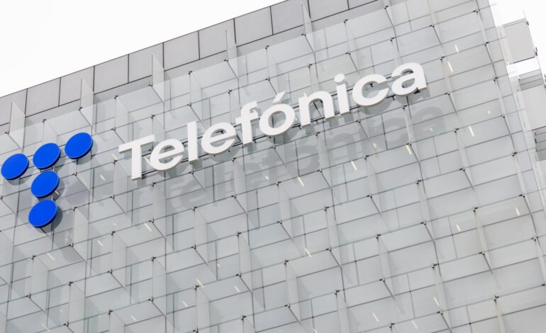 Telefónica propone un ERE para más de 5.300 trabajadores en cuatro de sus principales filiales en España