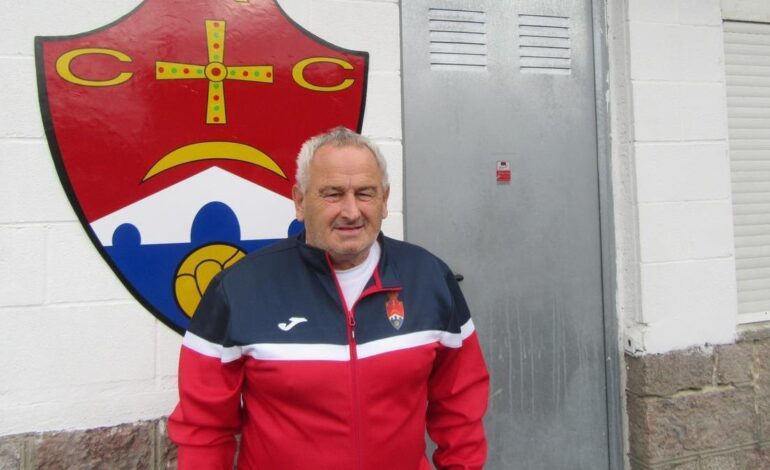 GALA DEL FÚTBOL ASTURIANO | El técnico cangués «Luisón» Sarmiento verá reconocida su trayectoria deportiva en la Gala del Fútbol Asturiano