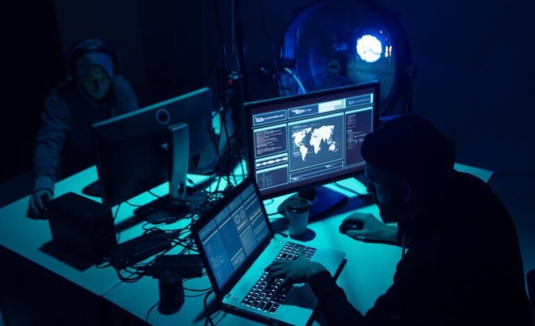 ciberadelincuentes que usan IA modificada para lanzar ataques y estafas