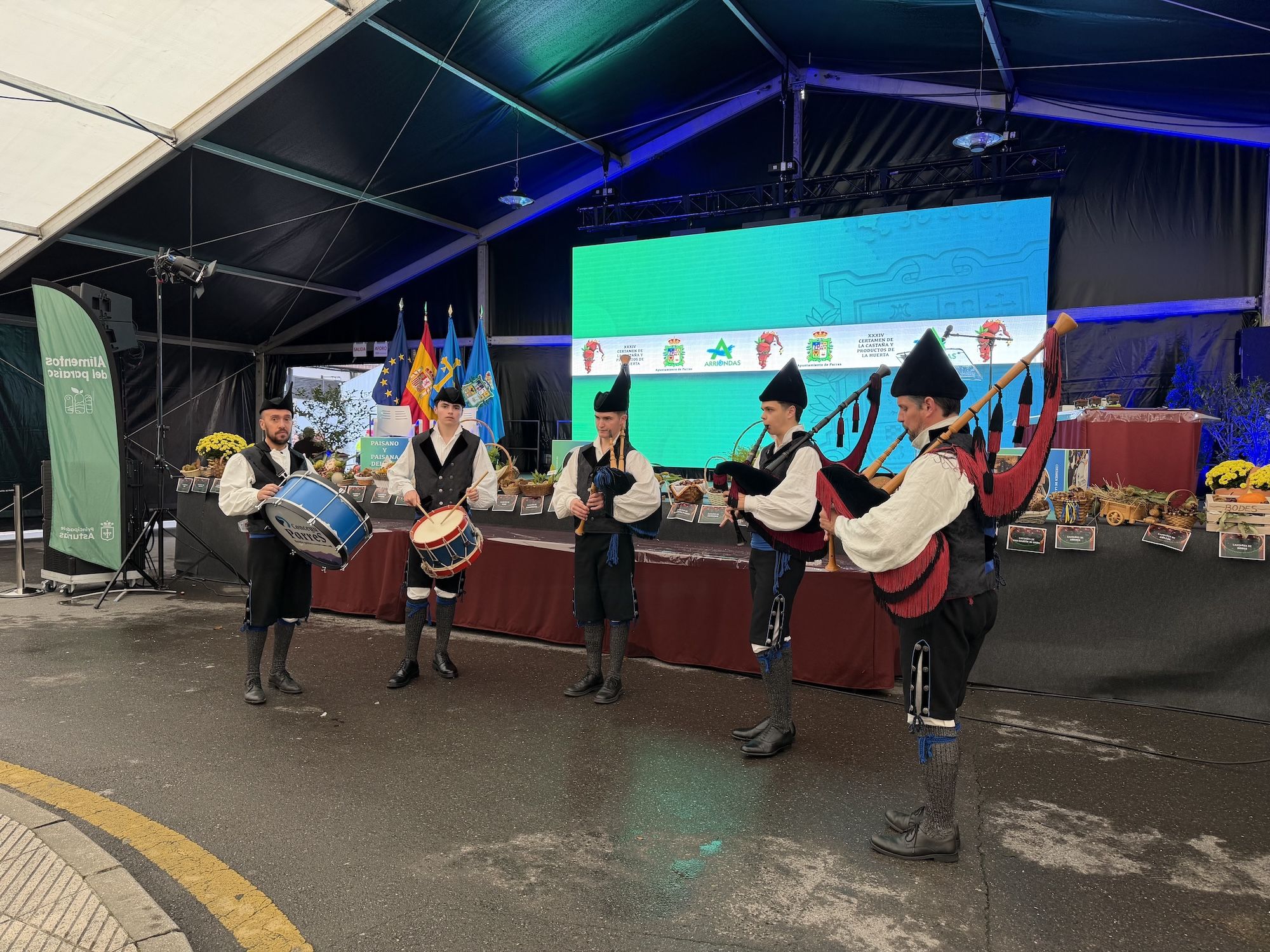 Concurso de castañas y productos de la huerta en Arriondas