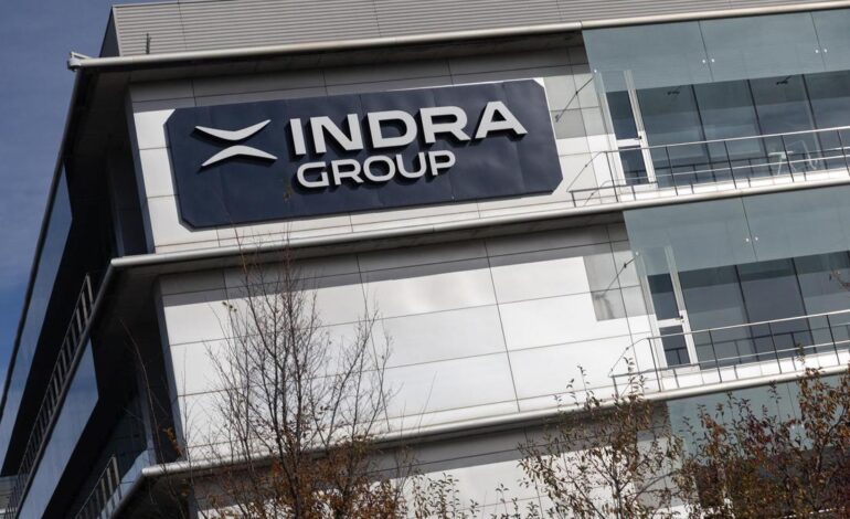 La vocal independiente Mónica Espinosa renuncia al consejo de Indra tras el veto de Endesa