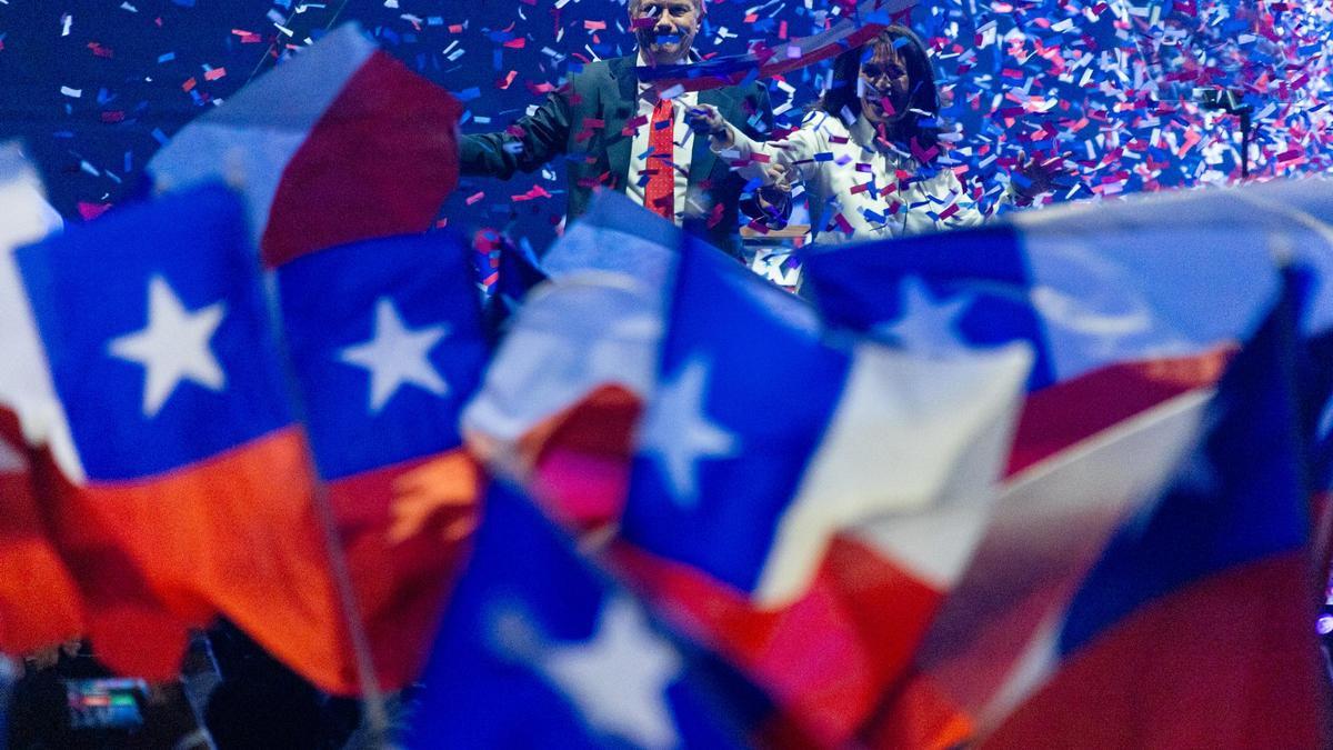Concluye la campaña electoral en Chile con una comunista y tres candidatos de derecha de distinta radicalidad como principales competidores