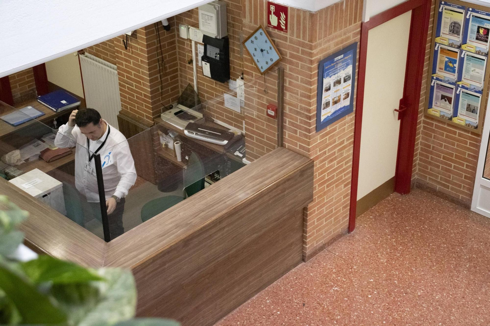 Un recorrido por el Centro Social para Mayores de El Llano, en imágenes