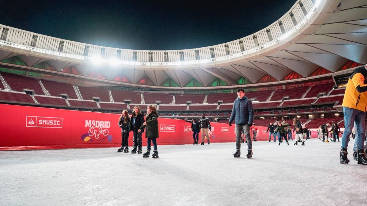 PISTA PATINAJE MADRID NAVIDAD | Madrid On Ice contará con actuaciones musicales en directo, talleres, atracciones infantiles y una fanzone de acceso libre fuera del estadio