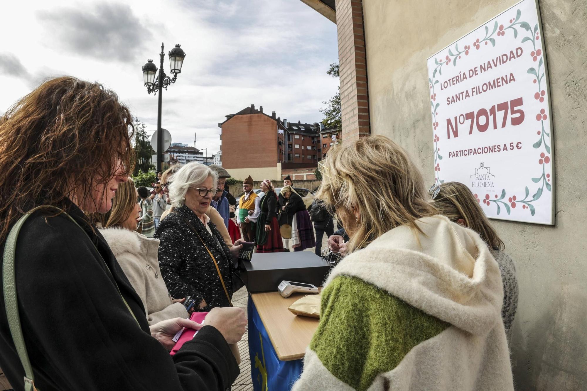 Santullano, en Oviedo, prepara castañas asadas por 450