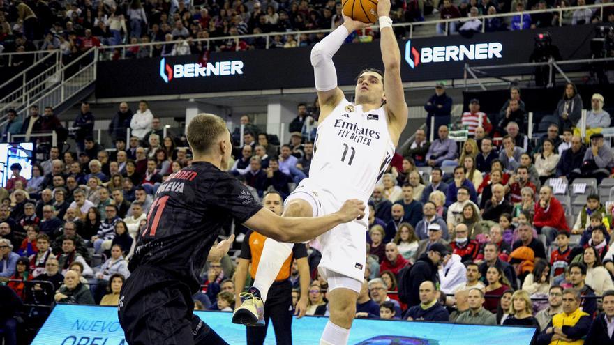 REAL MADRID BALONCESTO | Los blancos, liderado por Hezonja, sufren para ganar en Granada
