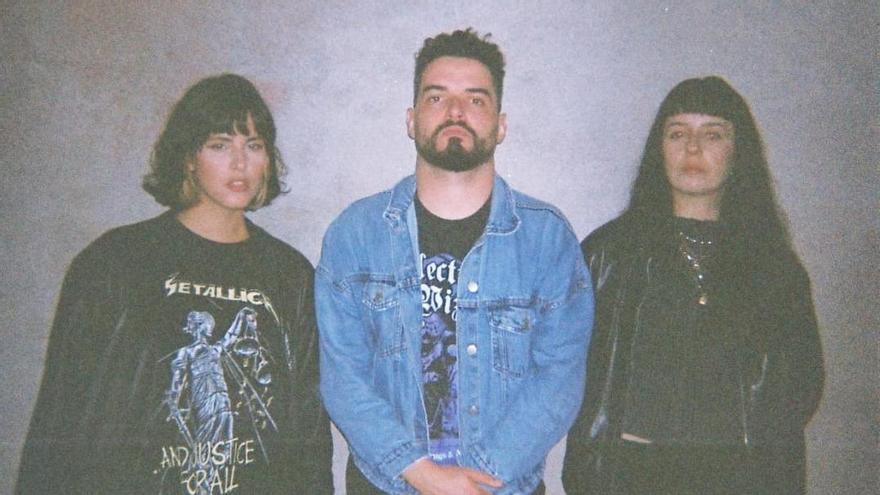 Nuno García, solista del grupo gallego Grande Amore: «Nos encantaría colaborar con Rodrigo Cuevas en un futuro»