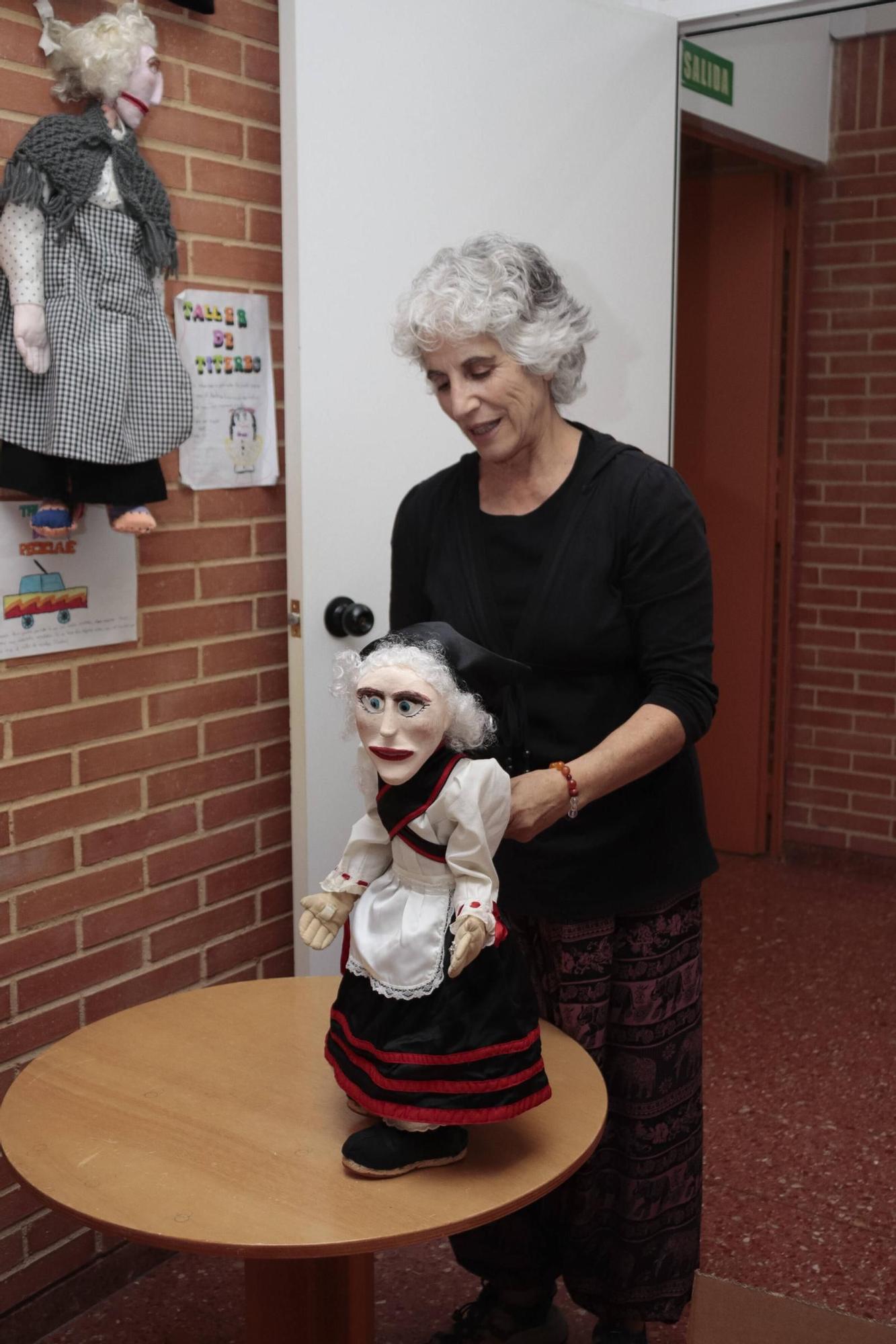 Un recorrido por el Centro Social para Mayores de El Llano, en imágenes