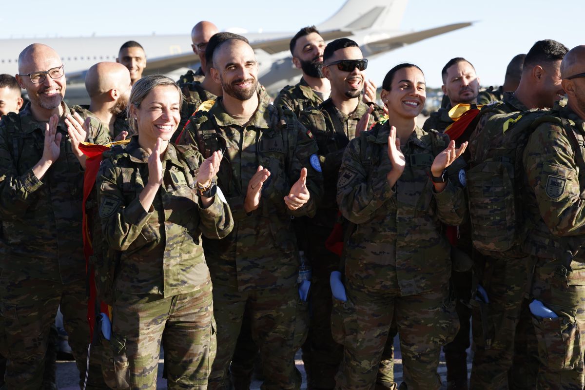 Defensa adjudica a Metlife el contrato para los seguros de vida del personal de las Fuerzas Armadas