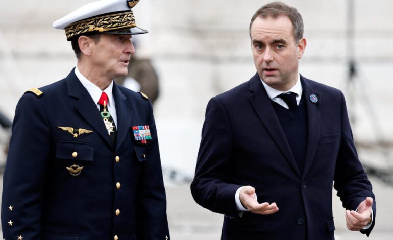 Frente a los alcaldes de Francia, el jefe del Estado Mayor prepara a la población para la guerra