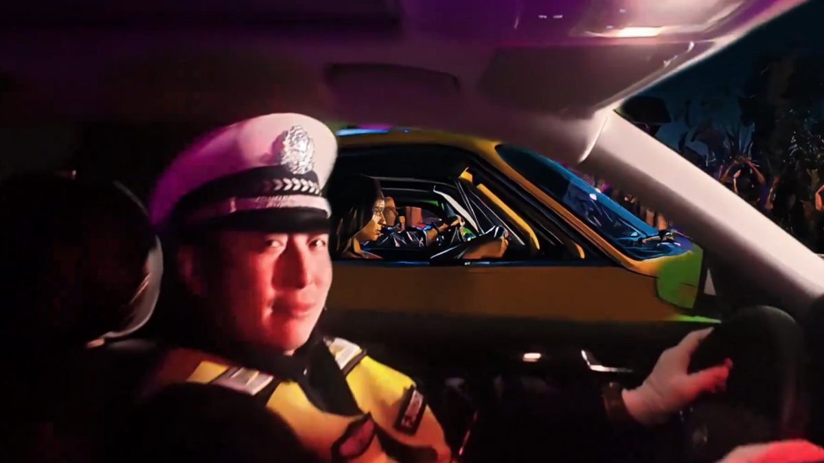 Este anuncio a lo ‘Fast & Furious’ de los agentes de Tráfico chinos ha causado furor en redes sociales